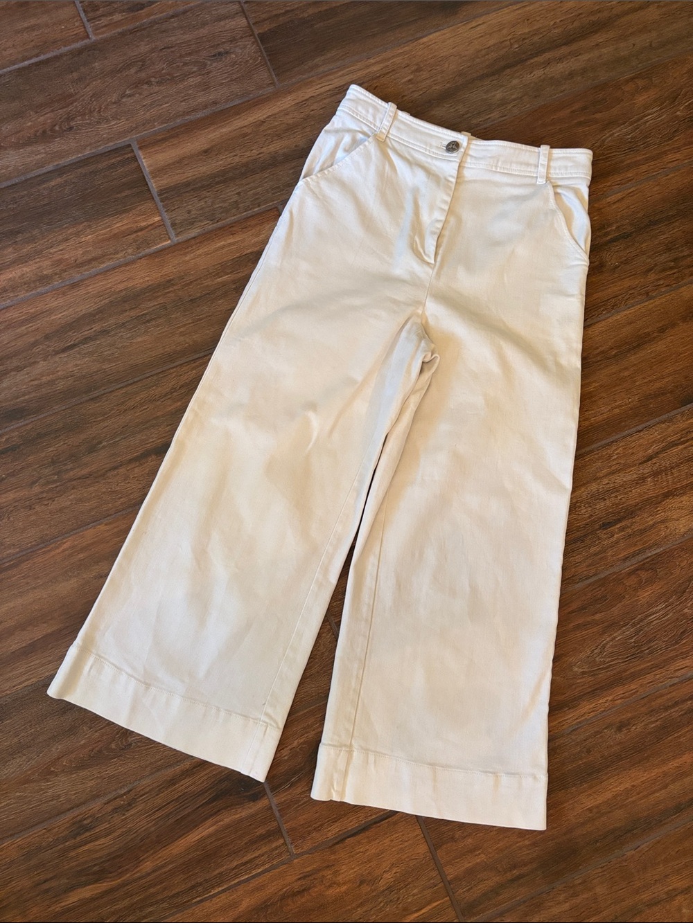 Chelsea & Voilet Wide-Leg Cropped Denim